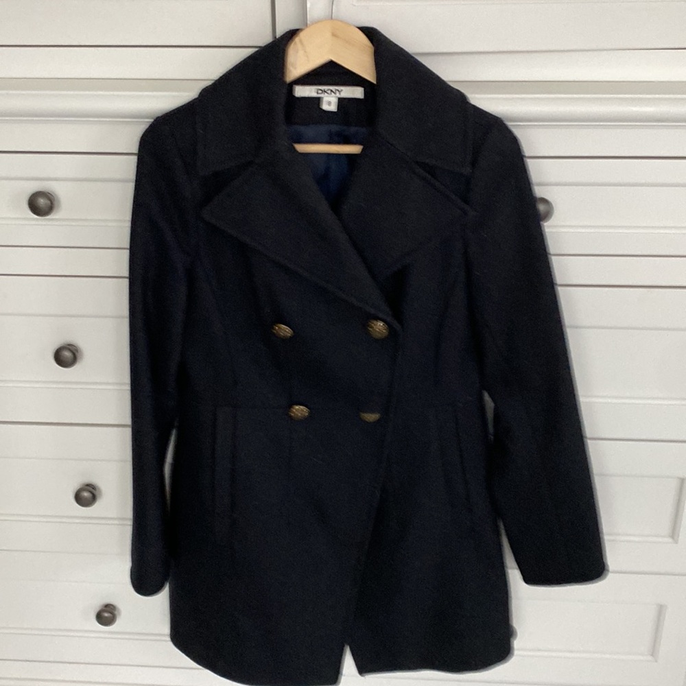 Women’s coat. - Picture 4 of 5
